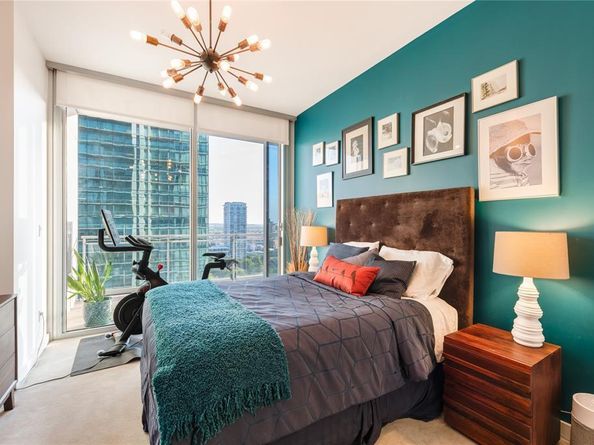 2900  Mckinnon Street  1503, Dallas Texas 75201