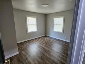311  Meadowbrook Drive , Arlington Texas 76010
