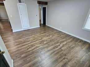 311  Meadowbrook Drive , Arlington Texas 76010