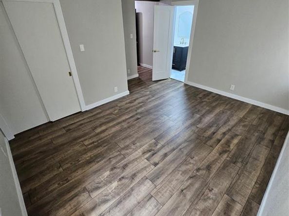 311  Meadowbrook Drive , Arlington Texas 76010