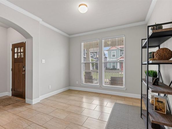3530  Peterborough Mews , Dallas Texas 75236