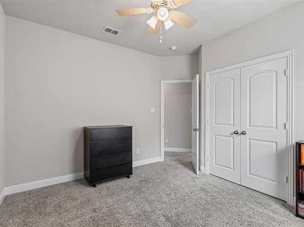 3530  Peterborough Mews , Dallas Texas 75236