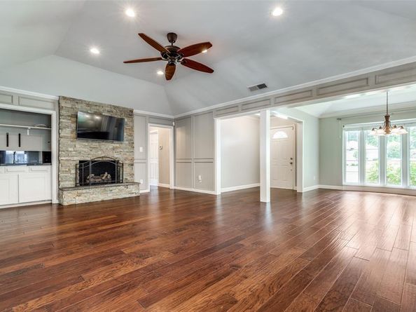 1020  Nottingham Drive , Carrollton Texas 75007