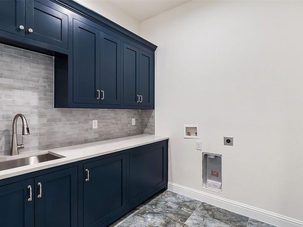 2128  Psalm Circle , Heath Texas 75032