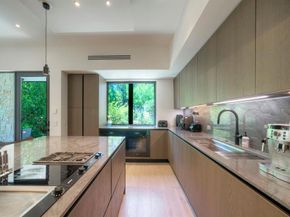2309 S 4th Street , Austin Texas 78704