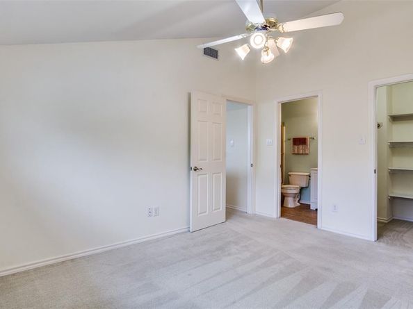 1112  Forest Creek Street , Benbrook Texas 76126