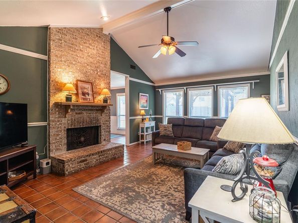 1804  Kensington Drive , Carrollton Texas 75007
