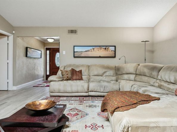 7423  Whispering Pines Drive , Dallas Texas 75248