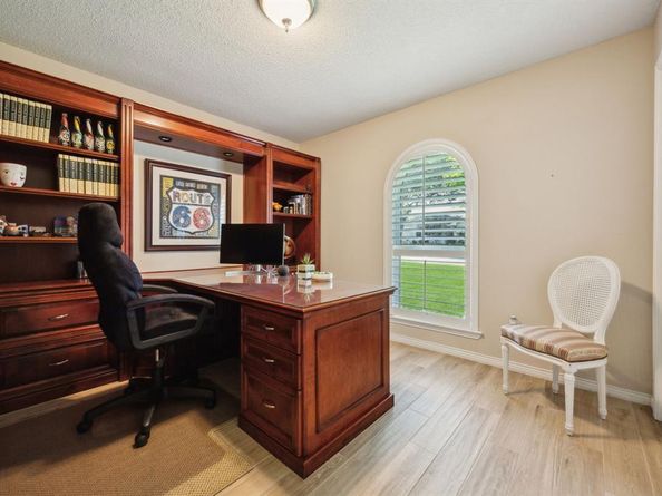 7423  Whispering Pines Drive , Dallas Texas 75248