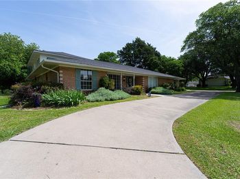635 E Tripp Road 