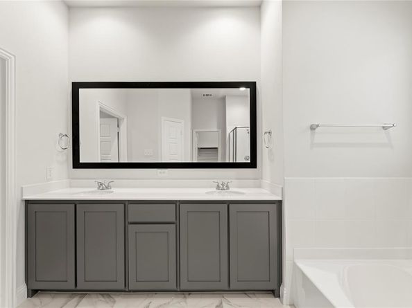 3009  Rembrandt  , Royse City Texas 75189