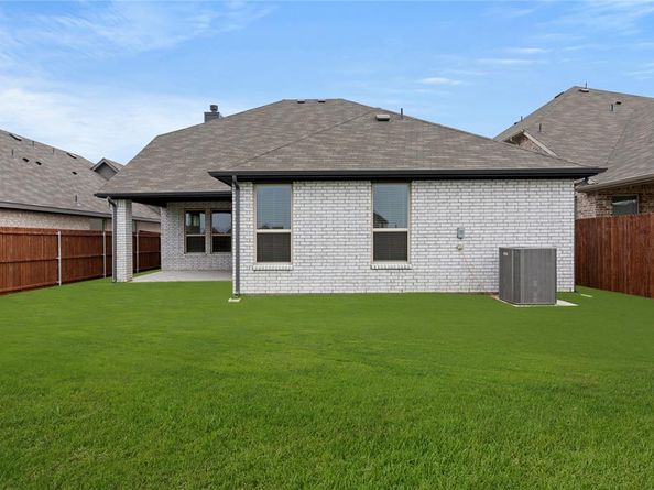 3009  Rembrandt  , Royse City Texas 75189