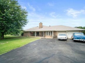 6939  Calender Road , Arlington Texas 76001