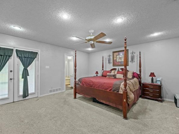 6939  Calender Road , Arlington Texas 76001