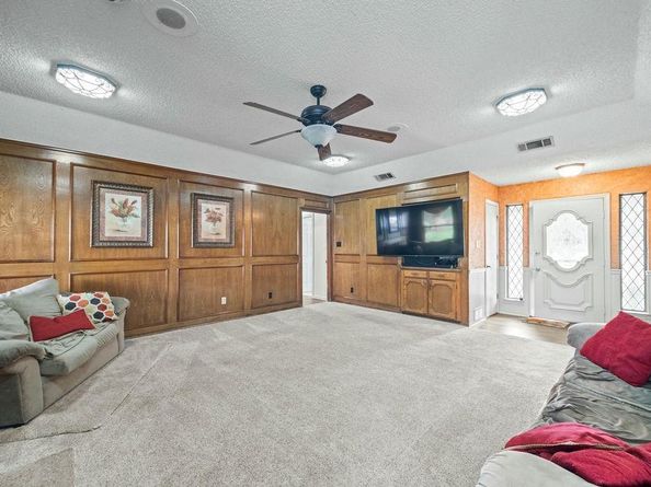 6939  Calender Road , Arlington Texas 76001