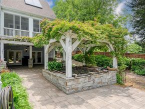 812  Baker Street , McKinney Texas 75069