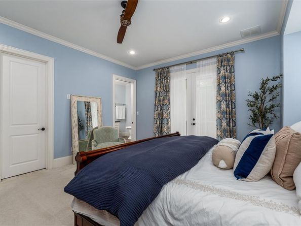 812  Baker Street , McKinney Texas 75069