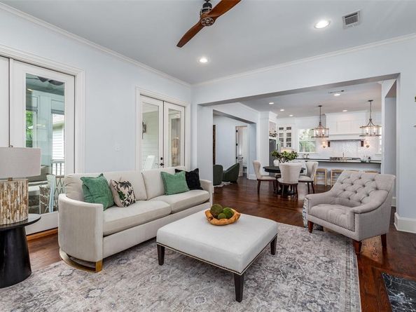 812  Baker Street , McKinney Texas 75069