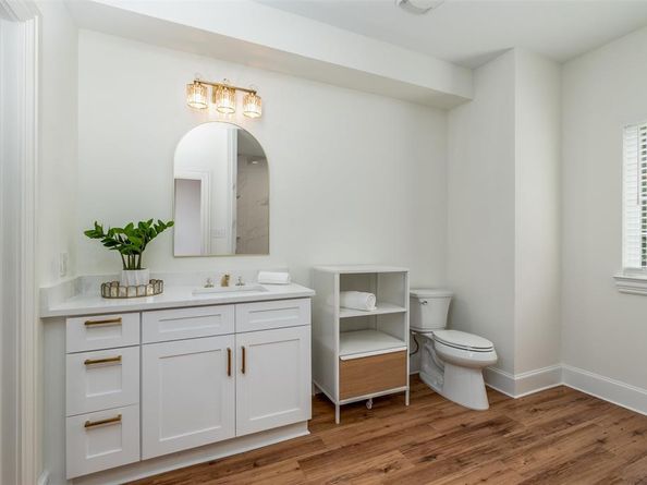812  Baker Street , McKinney Texas 75069