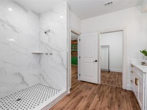 812  Baker Street , McKinney Texas 75069