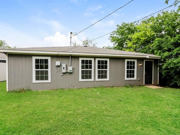 1248 E Jessamine Street , Fort Worth Texas 76104