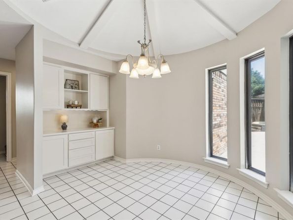 4406  Cobblers Lane , Dallas Texas 75287