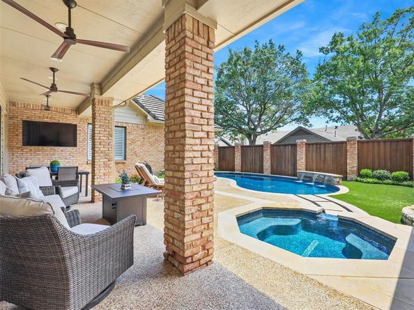 5516  Inverrary Court , Dallas Texas 75287