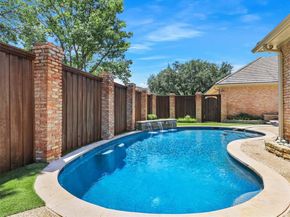5516  Inverrary Court , Dallas Texas 75287