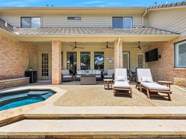 5516  Inverrary Court , Dallas Texas 75287