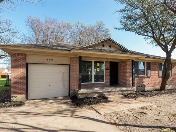 2809  Maple Drive , Garland Texas 75042