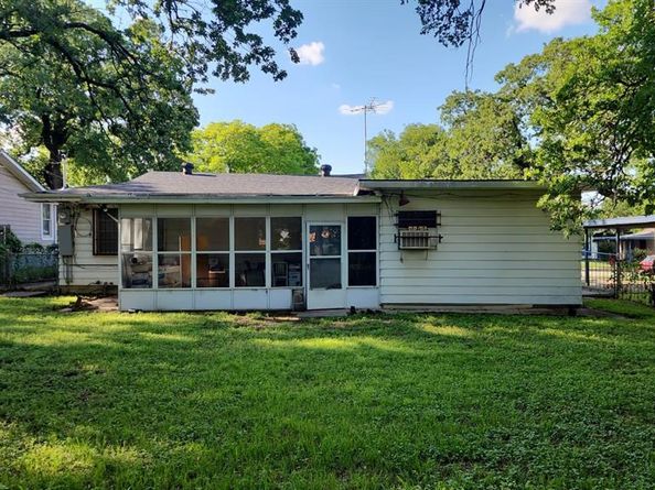 5612  Wainwright Drive , Fort Worth Texas 76112