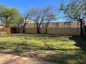 1500  Grace Street , Arlington Texas 76010