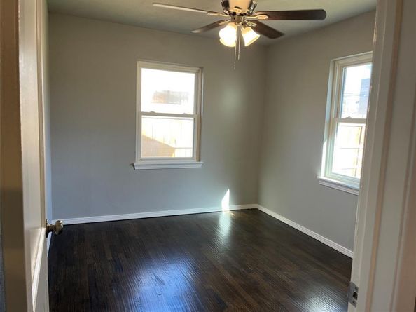 1500  Grace Street , Arlington Texas 76010