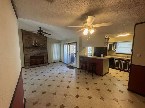 1200  Calico Lane  820, Arlington Texas 76011