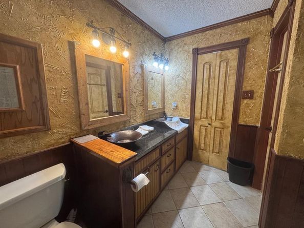 1200  Calico Lane  820, Arlington Texas 76011