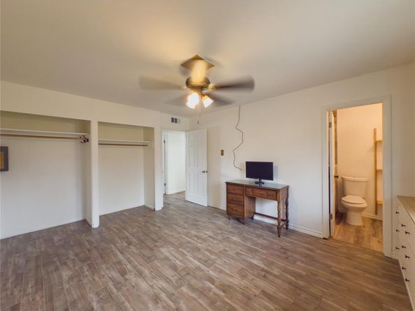 4649  Wyoming Street , Dallas Texas 75211