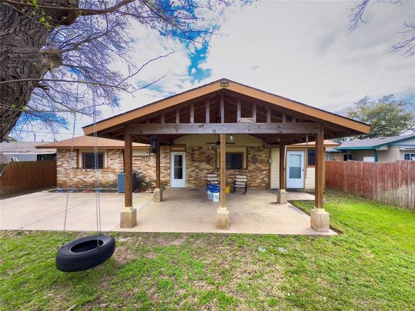4649  Wyoming Street , Dallas Texas 75211