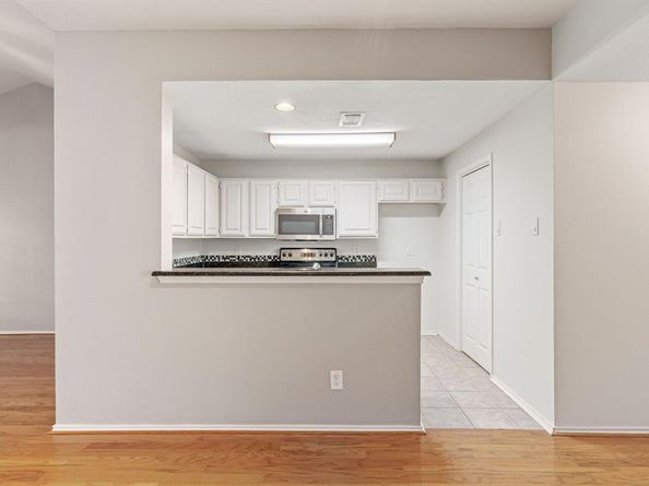 12660  Hillcrest Road  4203, Dallas Texas 75230