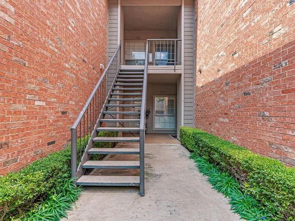 12660  Hillcrest Road  4203, Dallas Texas 75230