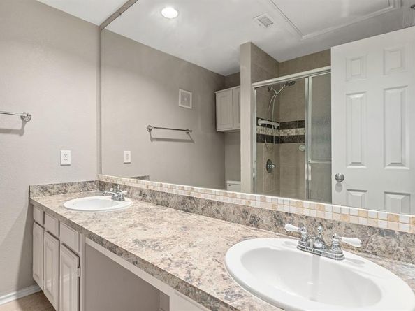 12660  Hillcrest Road  4203, Dallas Texas 75230