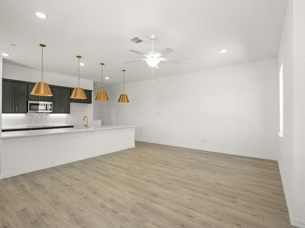 634  Redwood Way , Mansfield Texas 76063