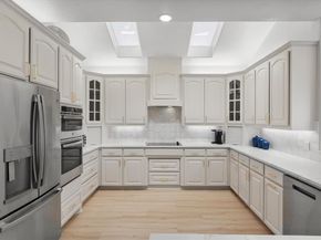 352  Leeward Circle , Azle Texas 76020