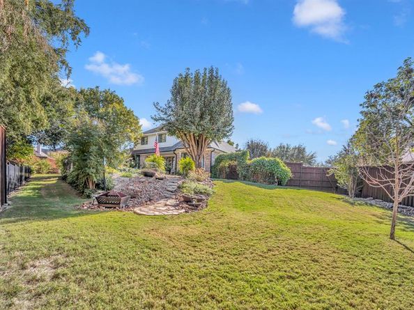 2405  Deer Run Court , Heath Texas 75032