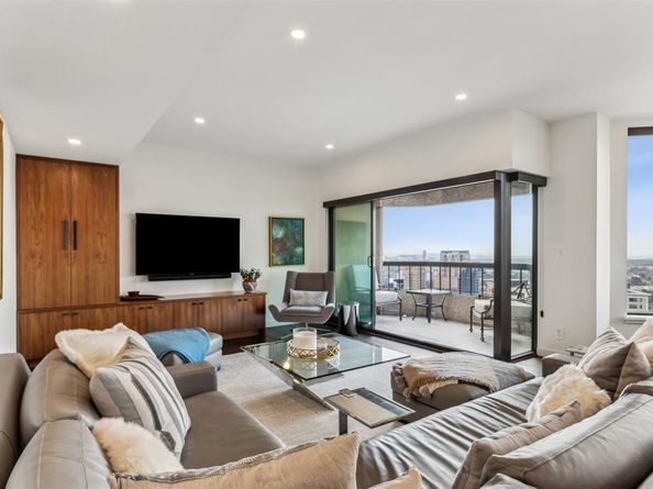 3030  Mckinney Avenue  2305, Dallas Texas 75204
