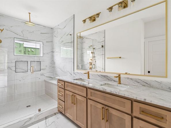 2727  Azalea Park Circle , Fort Worth Texas 76107