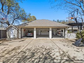 4418  Crooked Lane , Dallas Texas 75229