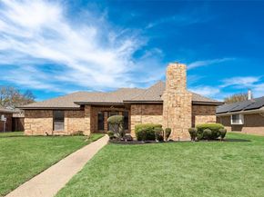 2309  Crystal Creek Lane , Garland Texas 75040