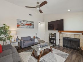 1900  Cloisters Drive  322, Arlington Texas 76011