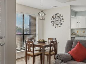 1900  Cloisters Drive  322, Arlington Texas 76011