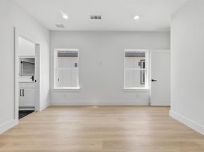 2532  Lowery Street , Dallas Texas 75215